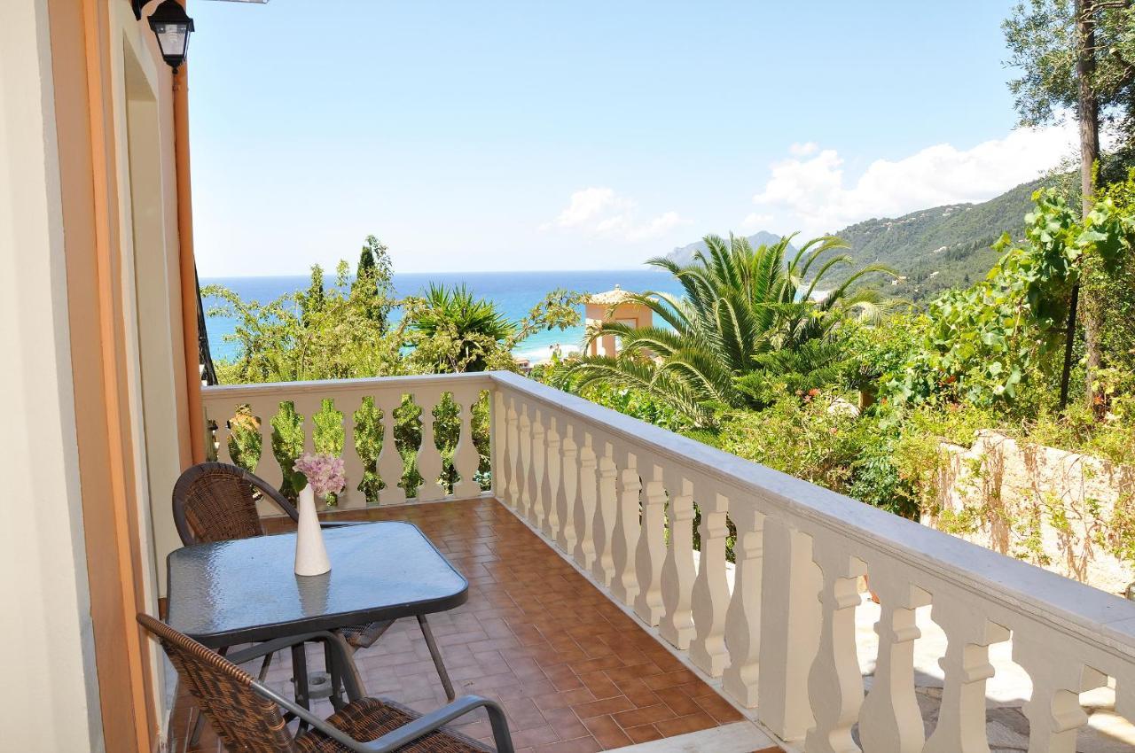 Dina's Paradise Resort