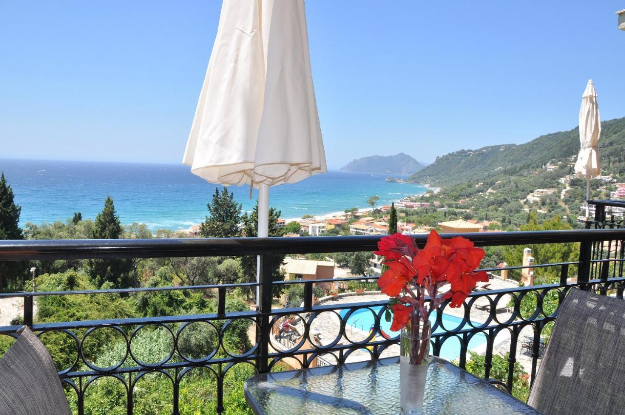 Dina's Paradise 2*