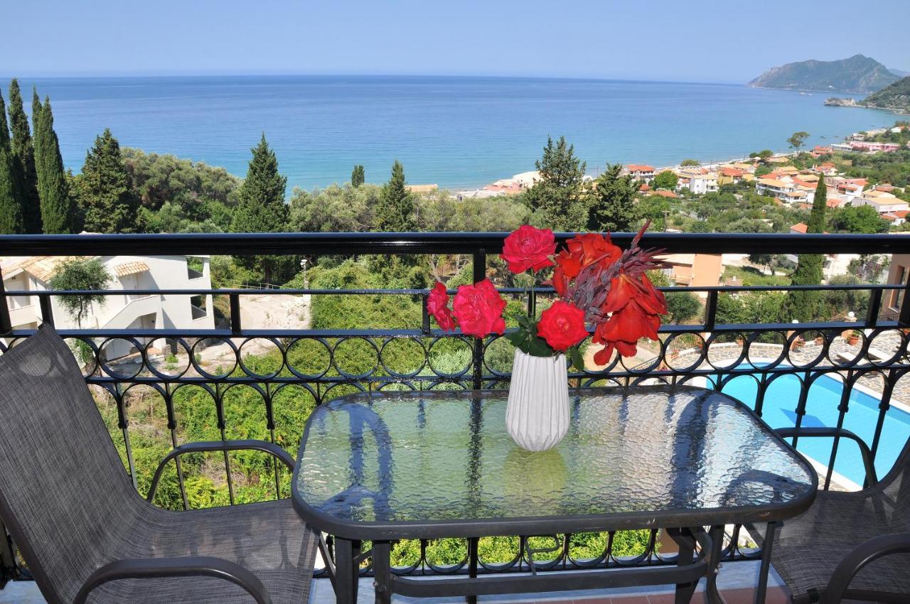 Resort Dina's Paradise Agios Gordios (Corfu)